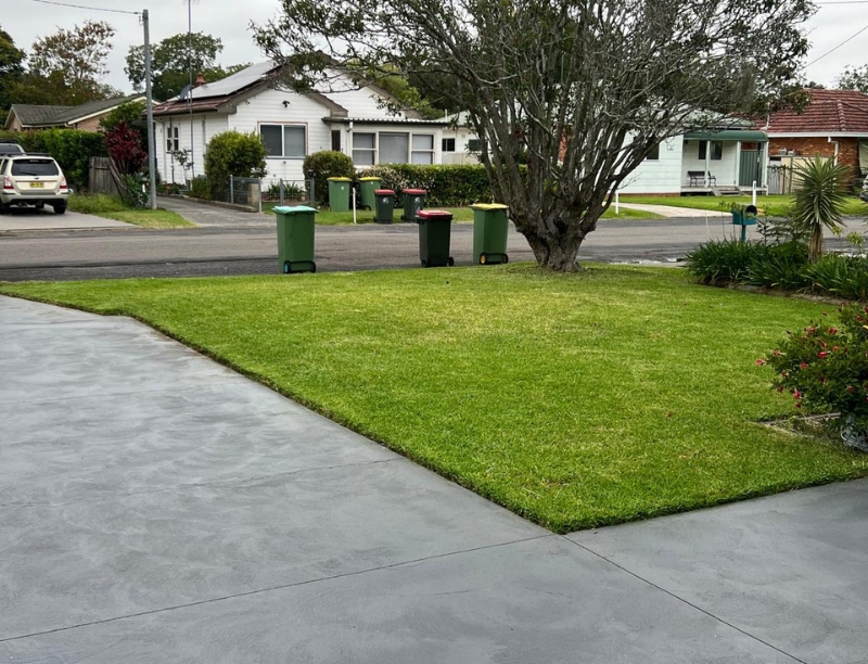 JSBL Group About Page Timeline Image 2 Image of a front lawn freshly mowed.